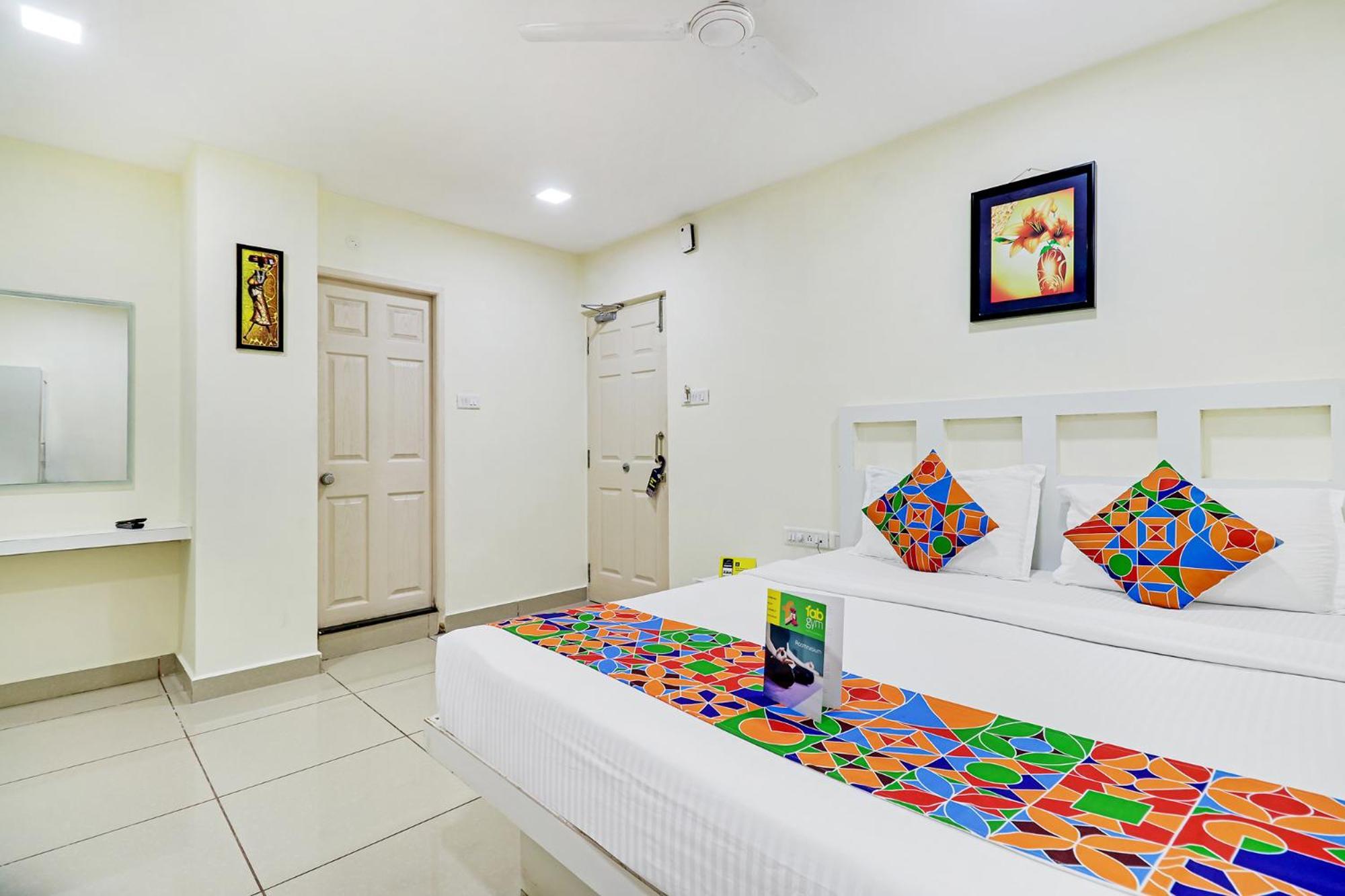 Fabhotel Colors Service Apartment - Nr Mrc Nagar Chennai Ngoại thất bức ảnh