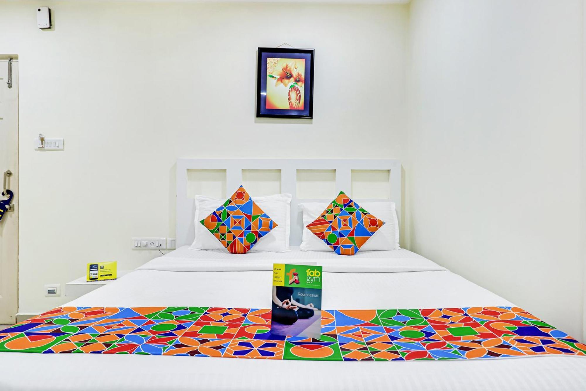 Fabhotel Colors Service Apartment - Nr Mrc Nagar Chennai Ngoại thất bức ảnh
