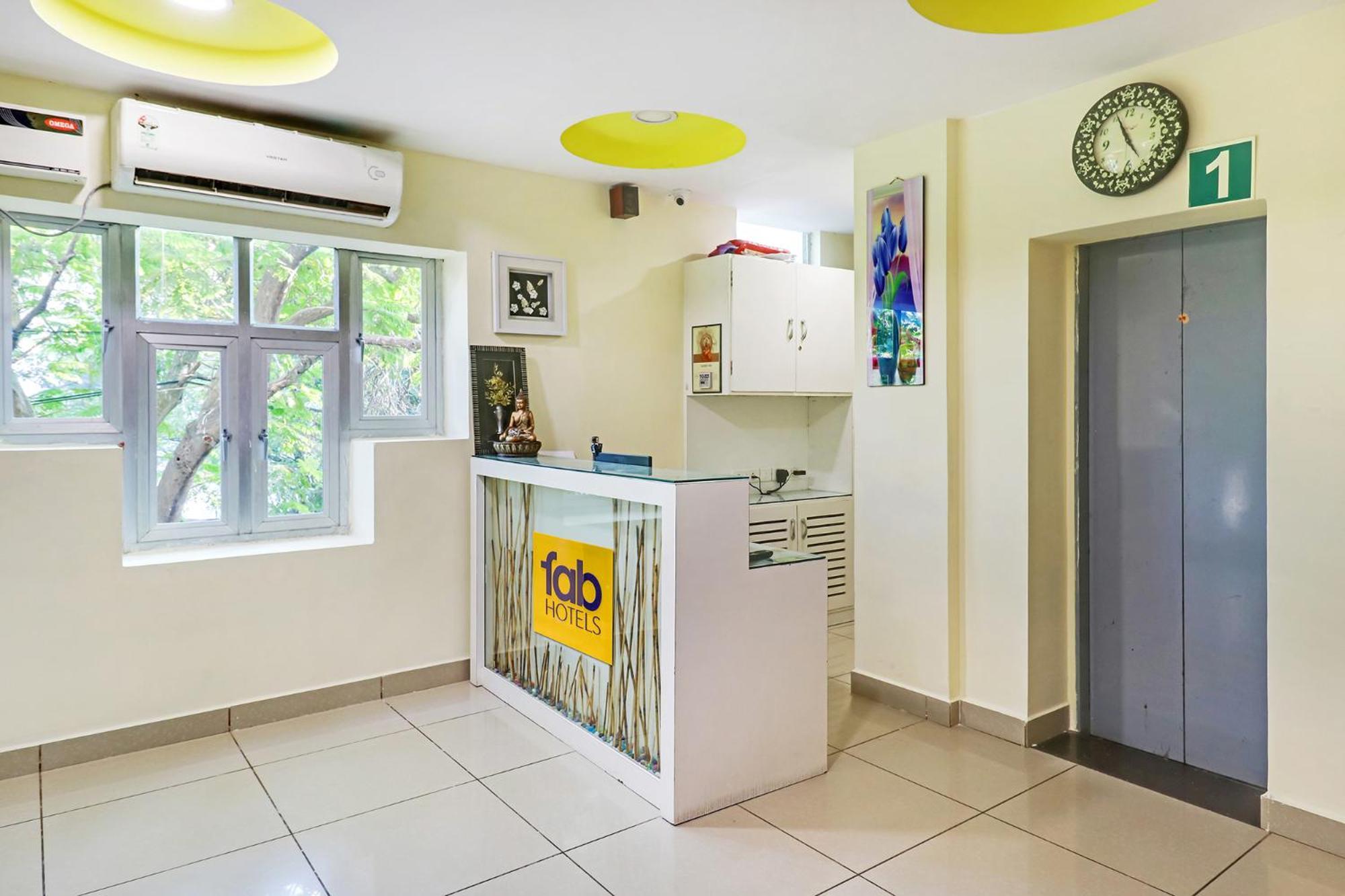 Fabhotel Colors Service Apartment - Nr Mrc Nagar Chennai Ngoại thất bức ảnh