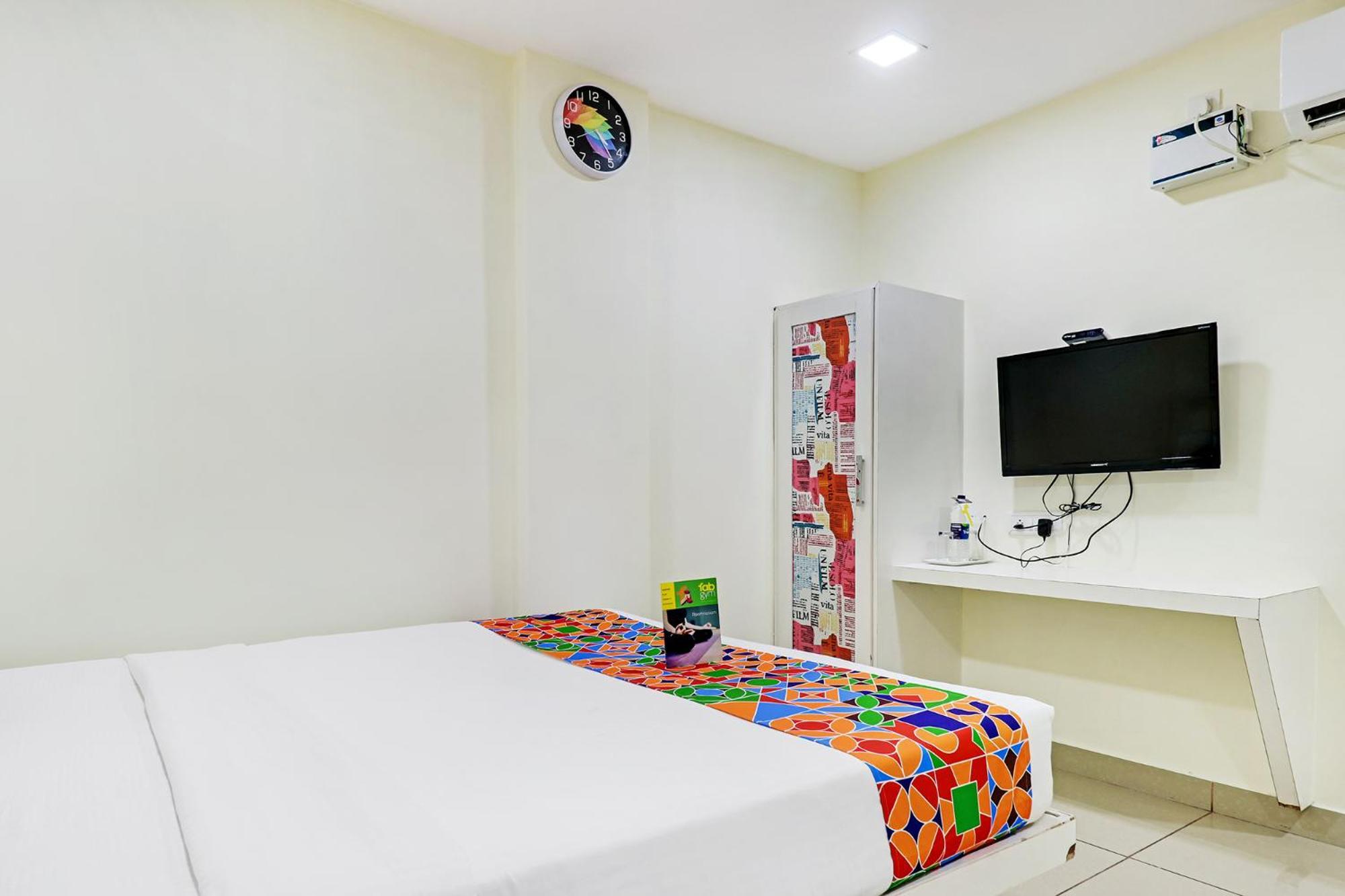Fabhotel Colors Service Apartment - Nr Mrc Nagar Chennai Ngoại thất bức ảnh